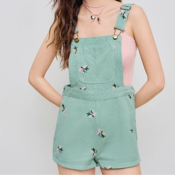 Floral Embroidery Pocket Romper NWT Cider Size Small Teal Blue Green 100% Cotton - Picture 2 of 12